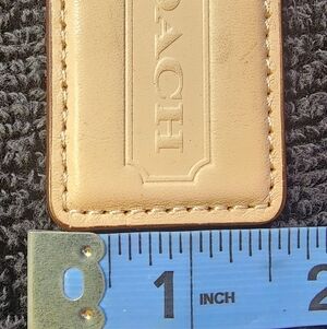 Coach Beige Leather Tag EUC